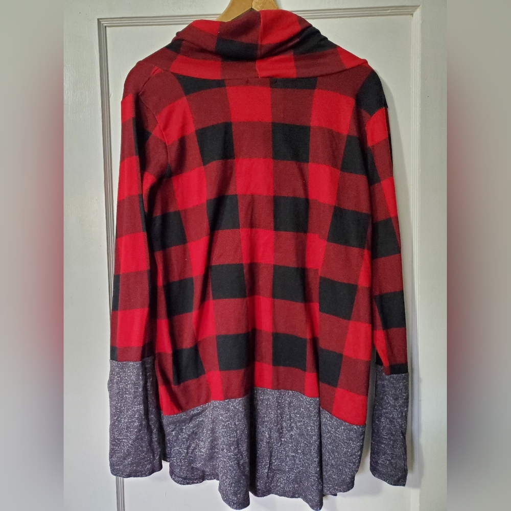 🍁Fall Must Have!!Cute Plaid Fall Cowl Sweater 🖤❤ - Picture 3 of 4